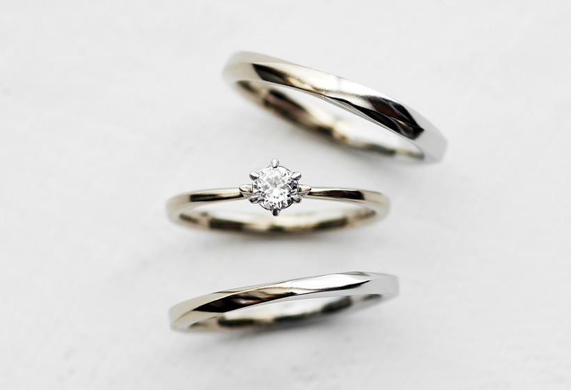 結婚指輪と婚約指輪のセットリング