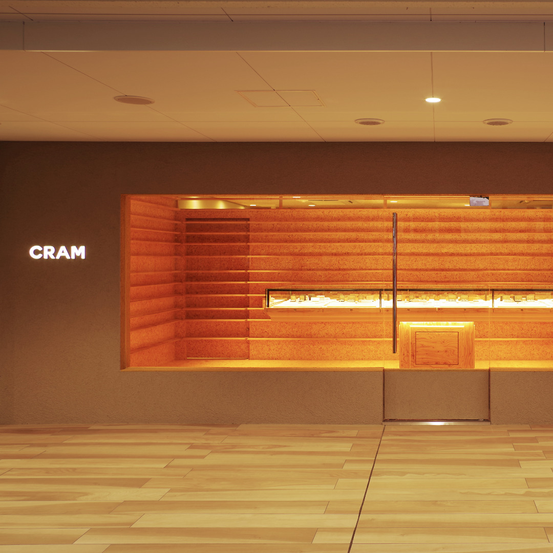 CRAM 万代店