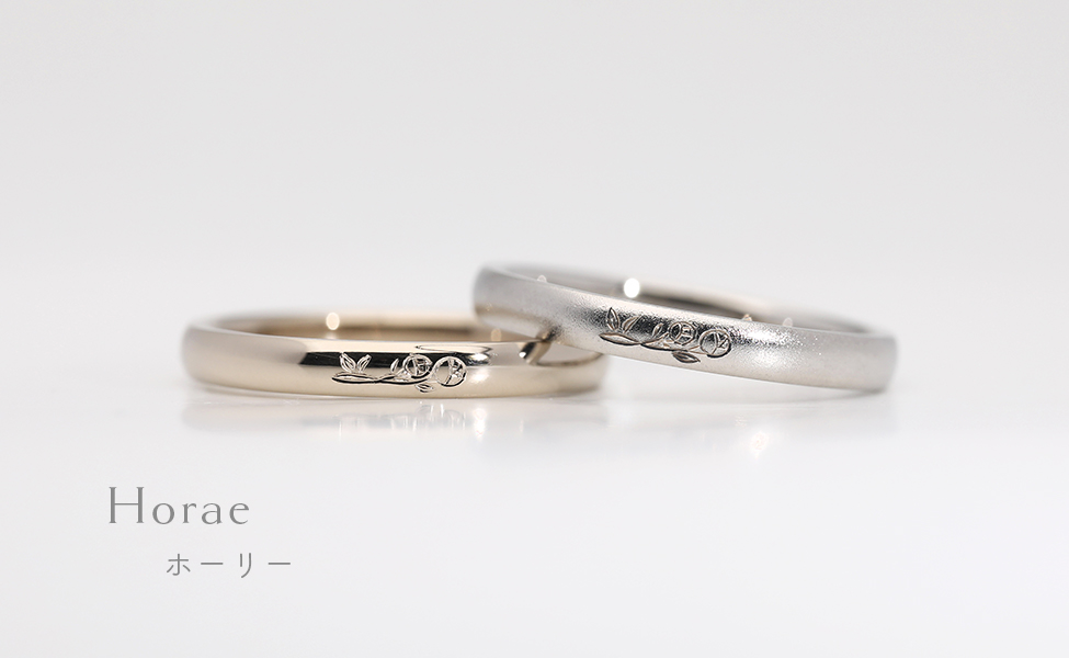 Rose（ローズ）の模様を手彫りした結婚指輪