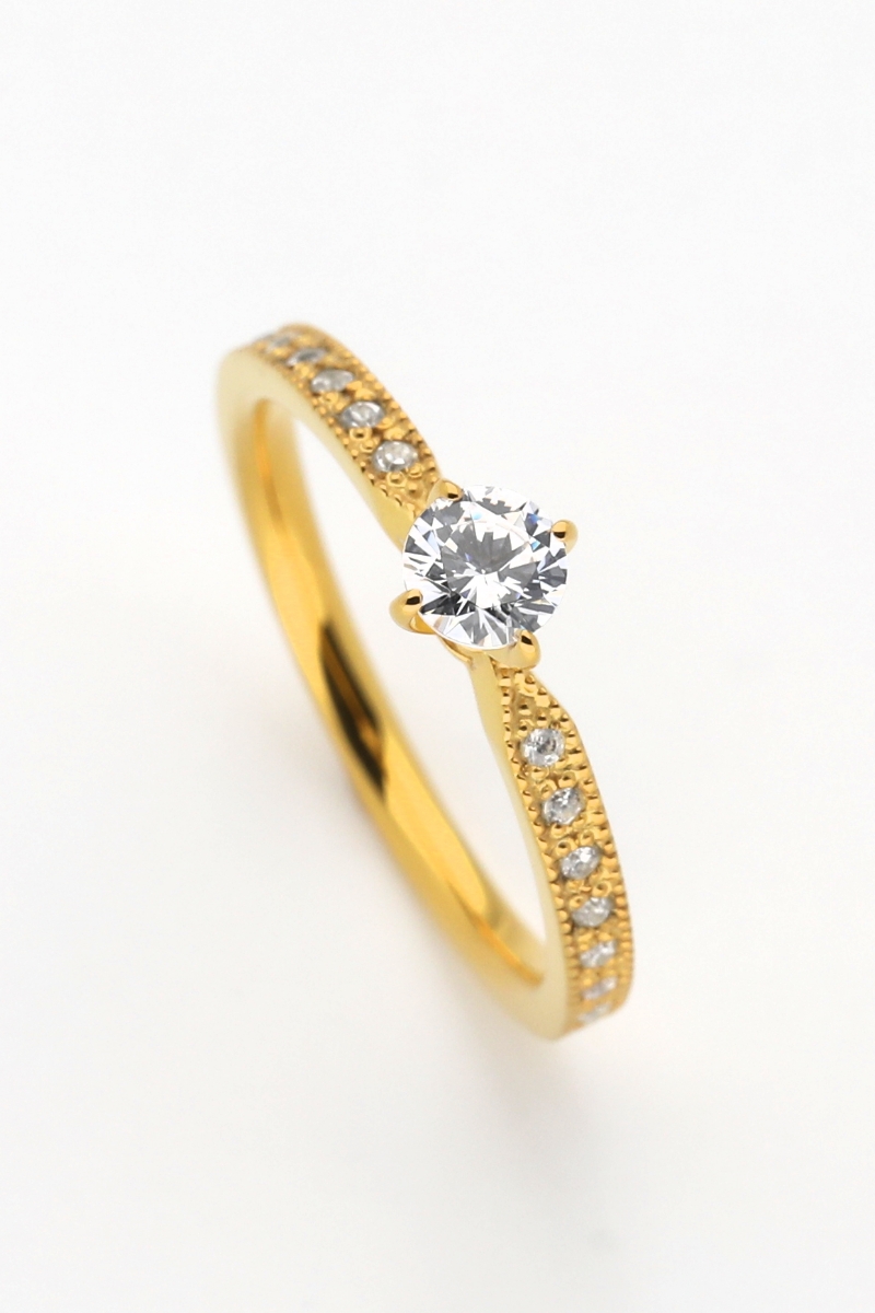 婚約指輪デザイン