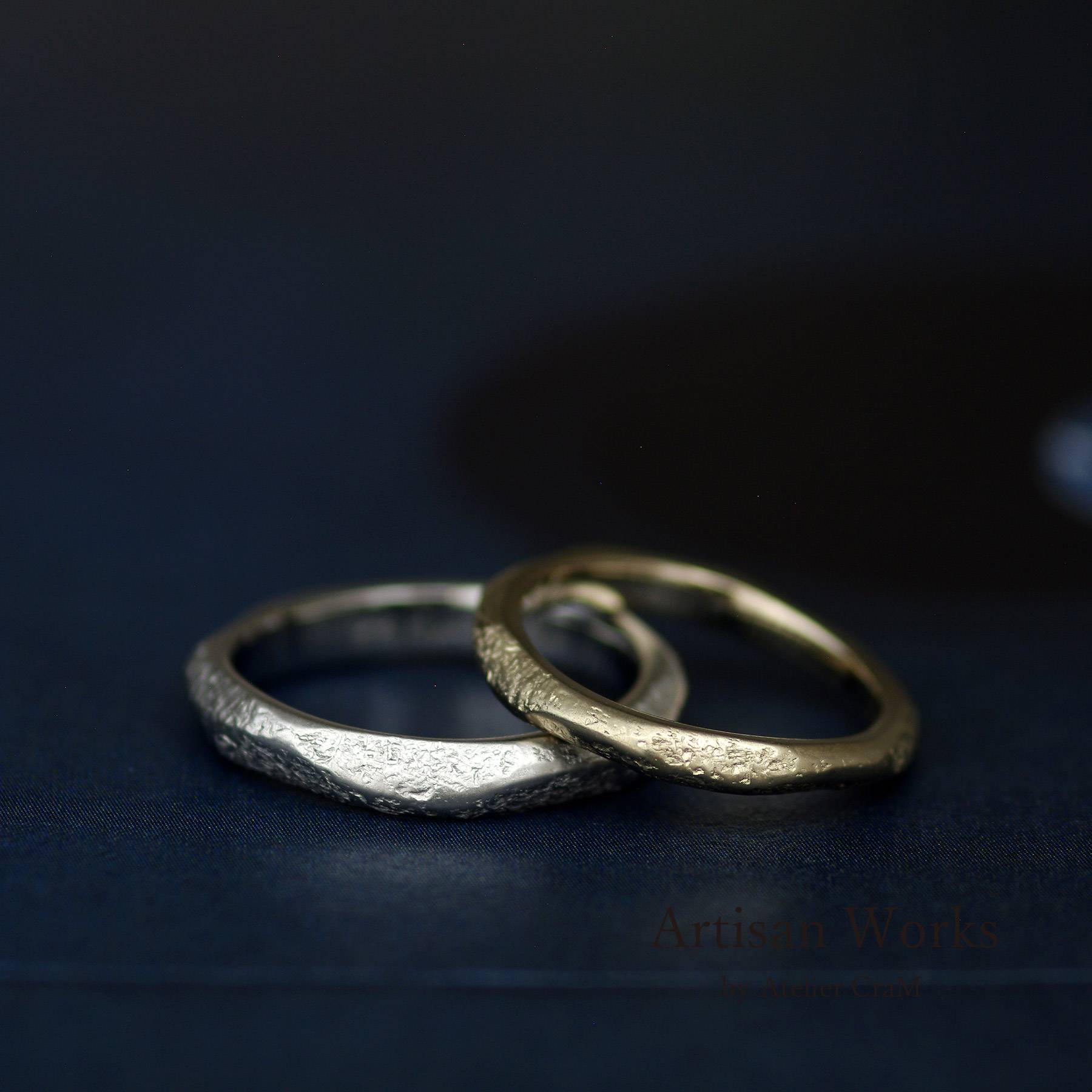 プラチナとゴールドのカスタムオーダータイプの結婚指輪（マリッジリング）