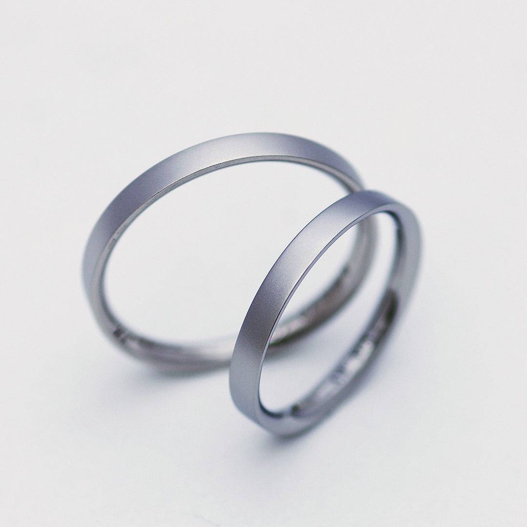 アトリエクラムのシンプルな結婚指輪（マリッジリング）