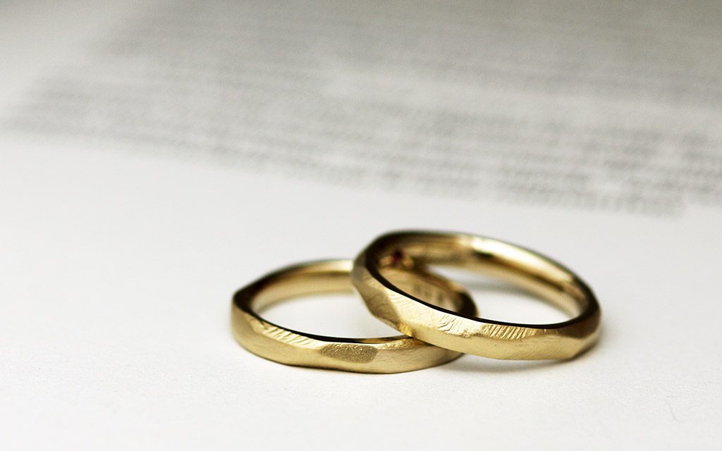 クラフト感のある結婚指輪