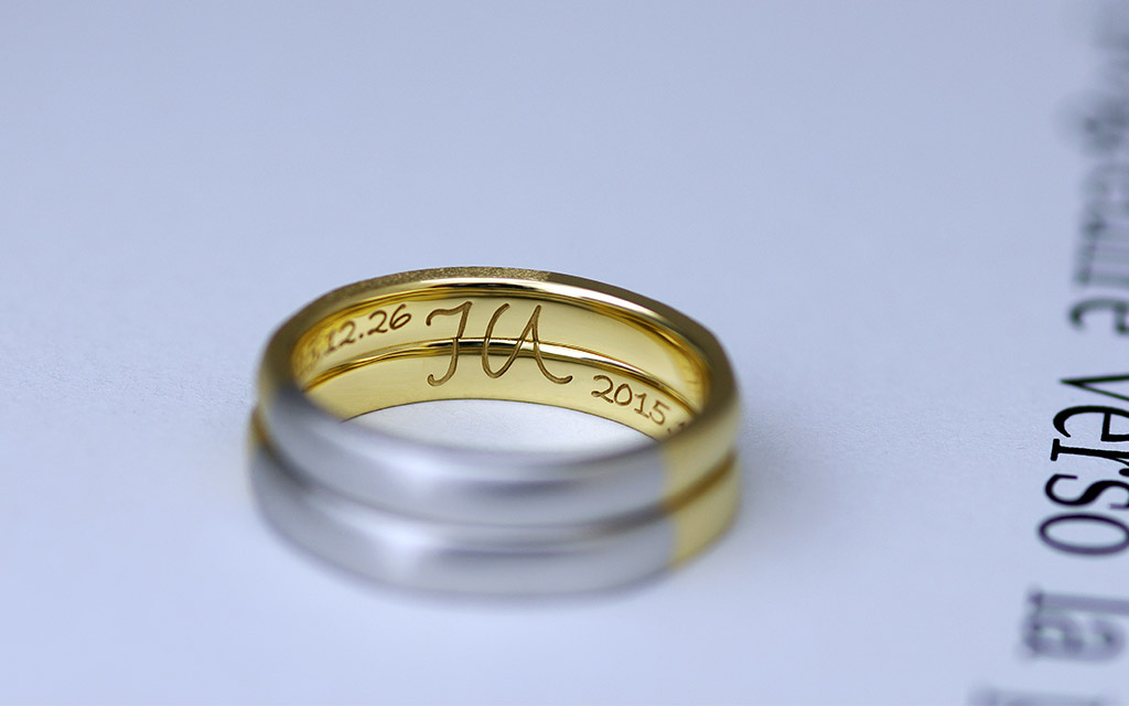 結婚指輪の内側の刻印