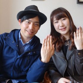 長岡のアトリエクラムで結婚指輪を手作りしたカップル
