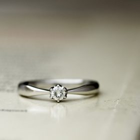 長岡のアトリエクラムでオーダーメイドされた婚約指輪