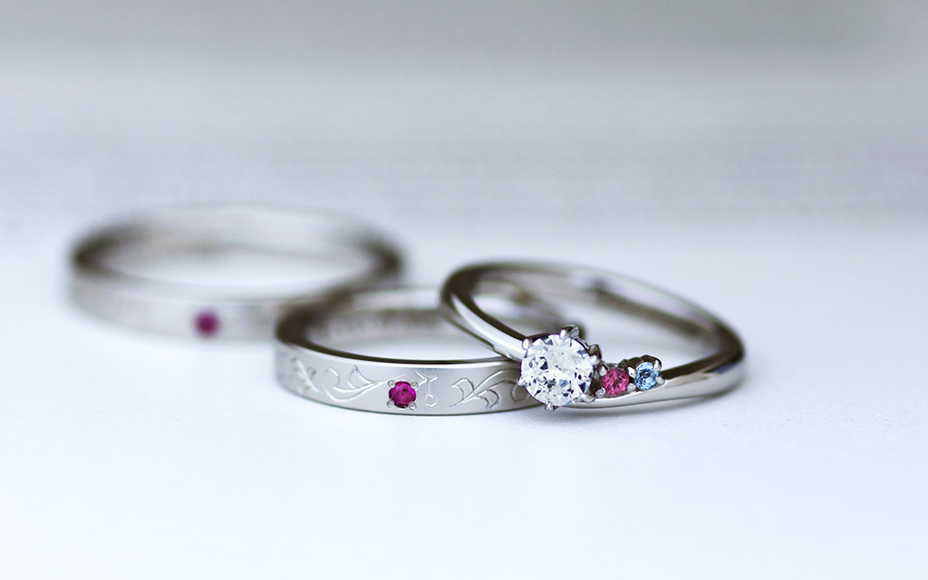 福島県から来られたご夫妻にオーダーメイドで仕立てたステンレス製の結婚指輪・婚約指輪