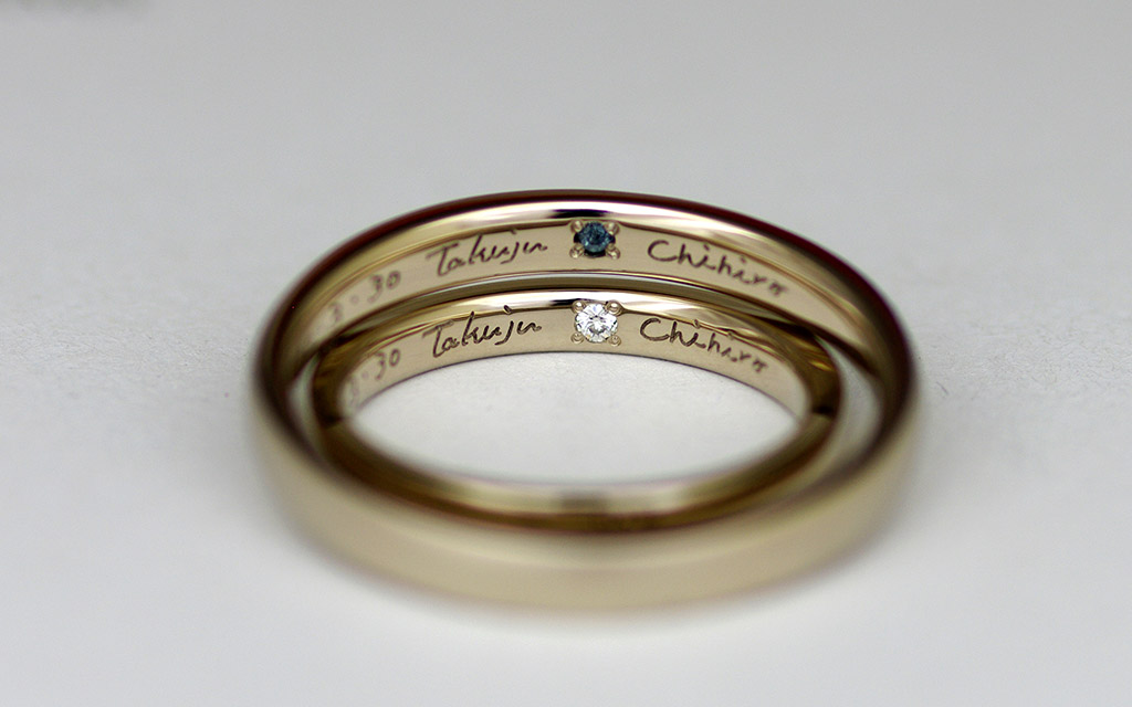 結婚指輪（マリッジリング）の内側に刻印されたカワイイ手書きの文字