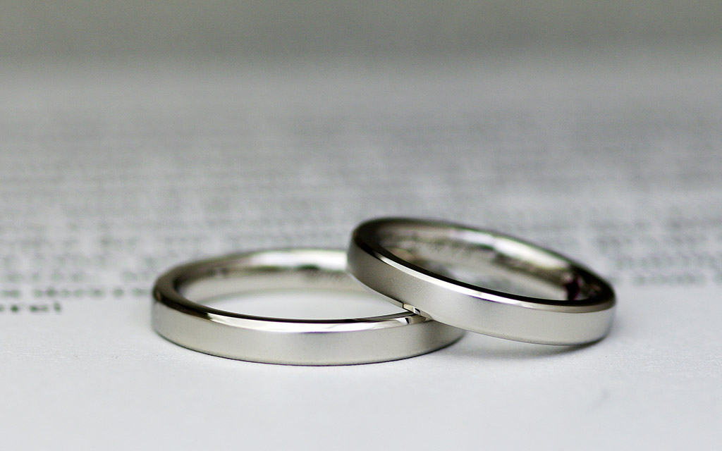 アトリエクラム新潟店で作られたプラチナ素材の手作り結婚指輪・マリッジリング