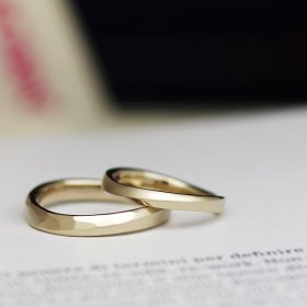東京でも人気のあるハンドメイドされた、手作り結婚指輪（マリッジリング）
