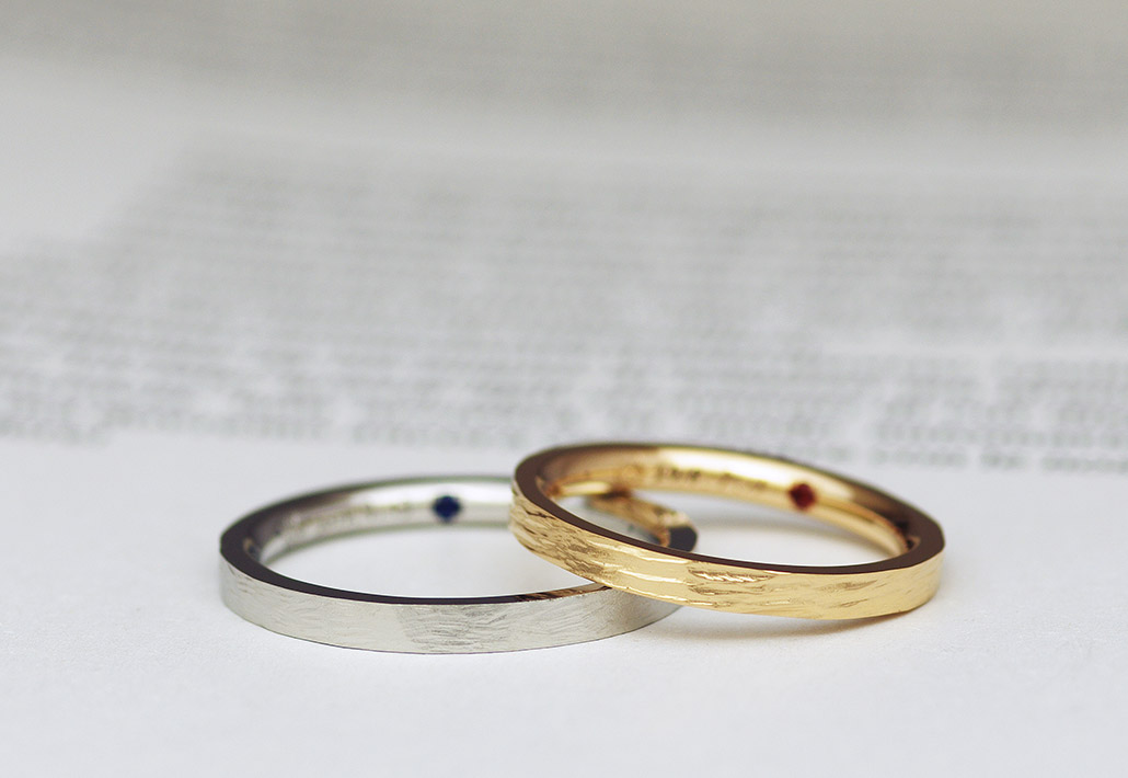 ヴィンテージな風合いのプラチナとピンクゴールドの結婚指輪（マリッジリング）