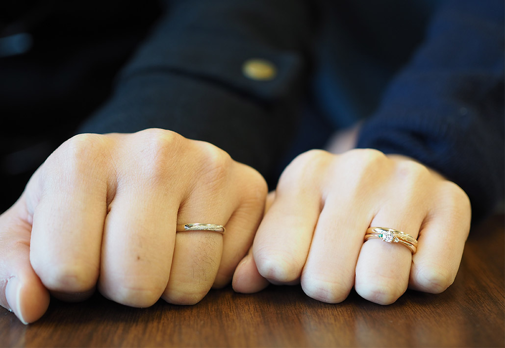 アトリエクラム長岡店で婚約指輪（エンゲージリング）と結婚指輪（マリッジリング）をオーダーメイドされた長岡市在住のご夫婦