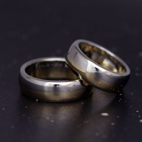 持込地金をリメイクして作ったイエローゴールドとプラチナ素材のコンビネーションMIXデザインで幅広の結婚指輪（マリッジリング）