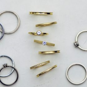 セミオーダーブランドのダイヤモンド婚約指輪と結婚指輪