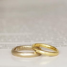 イエローゴールドとブラウンゴールドの手作り結婚指輪（マリッジリング）