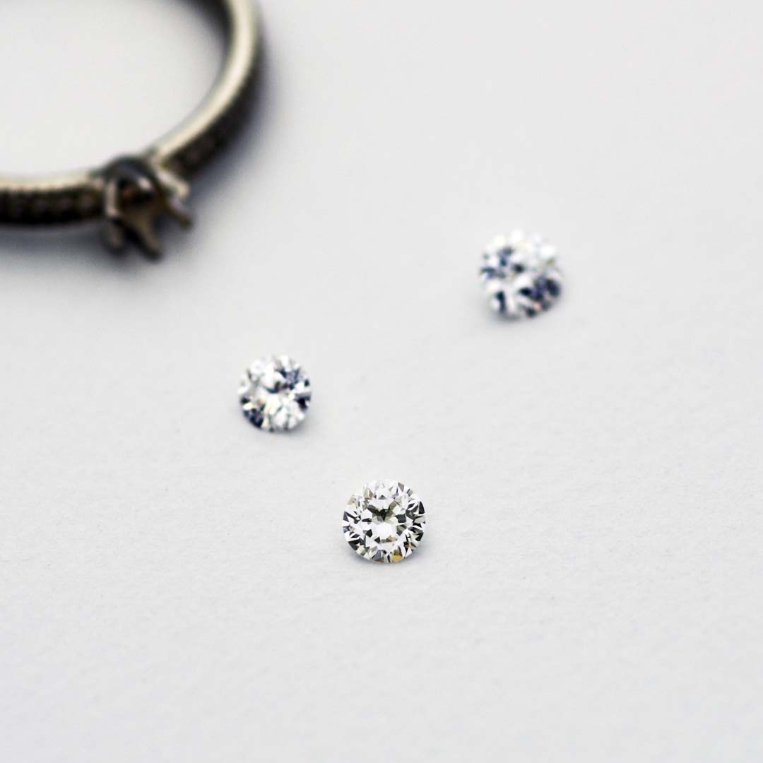 婚約指輪（エンゲージリング）やプロポーズリングにおすすめの高品質なダイヤモンドルース
