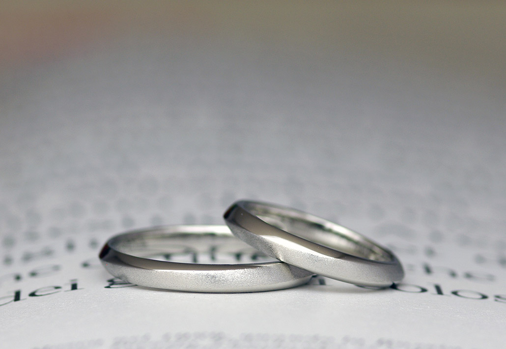 シンプルで人気のセミオーダー結婚指輪（マリッジリング）