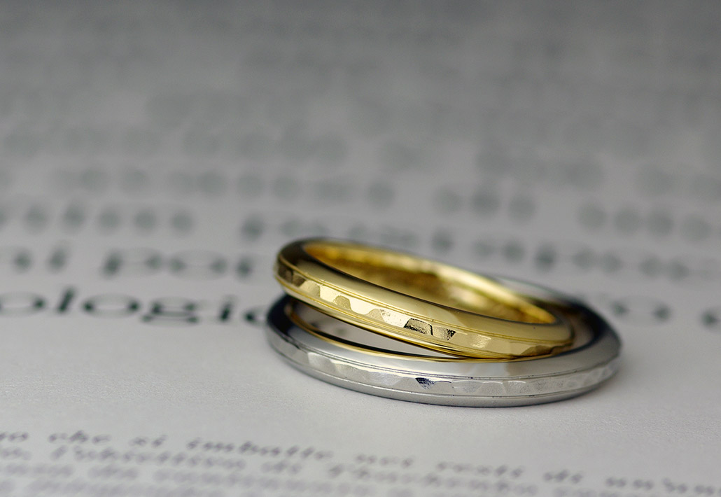 ゴールドとプラチナの結婚指輪（マリッジリング）