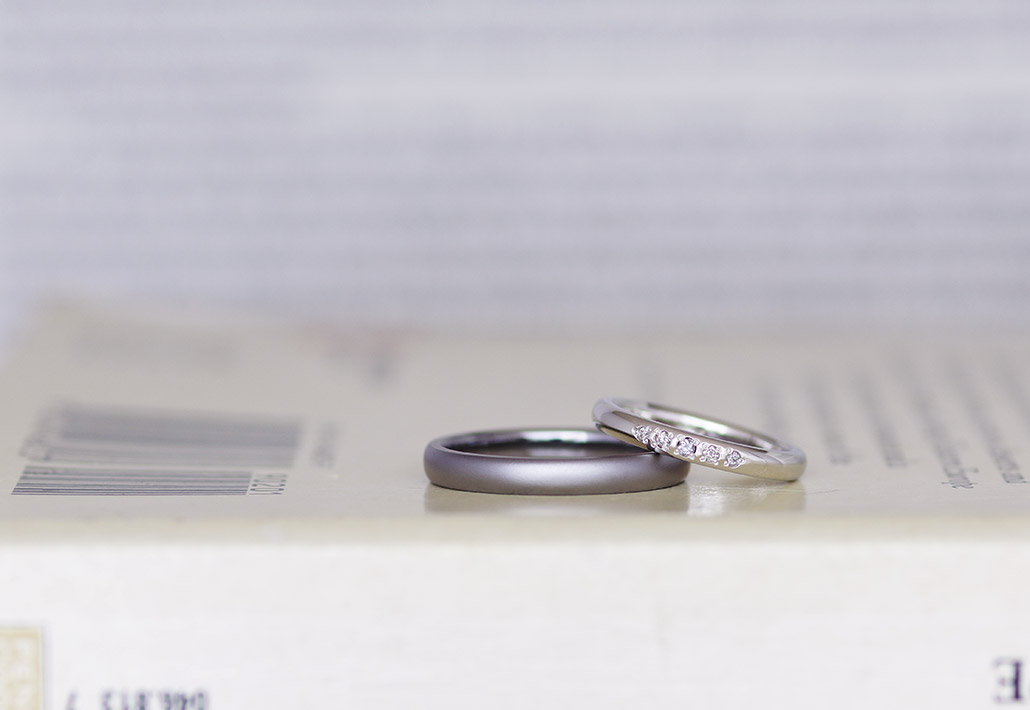 タンタルとプラチナのフルオーダーの結婚指輪