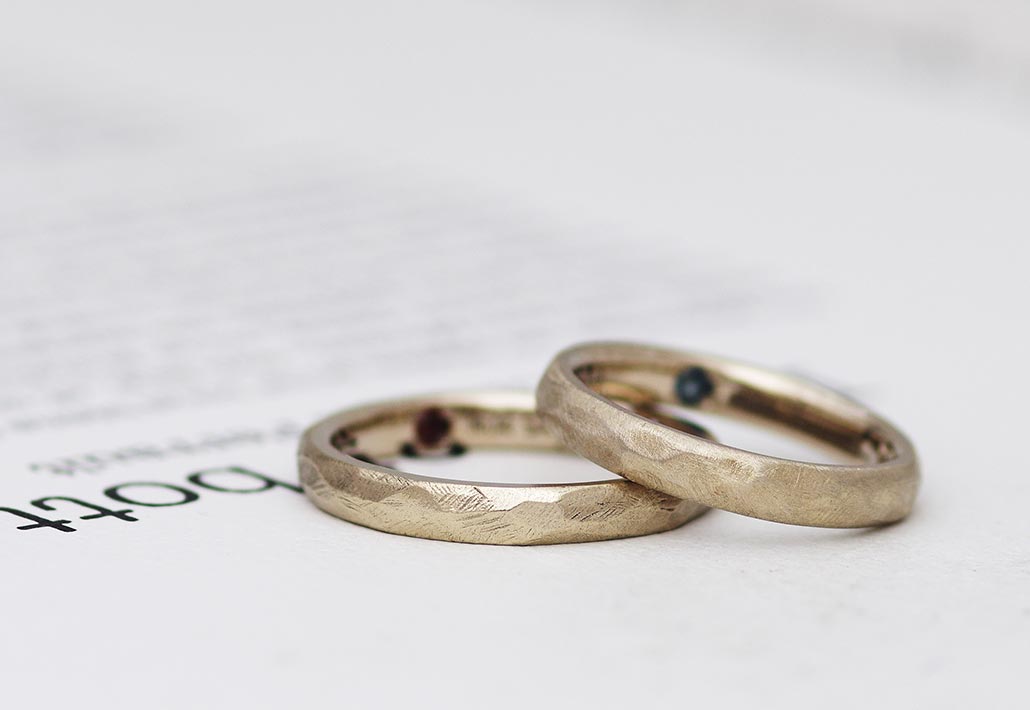 アトリエクラム長岡店で手作りされたブラウンゴールドの結婚指輪（マリッジリング）
